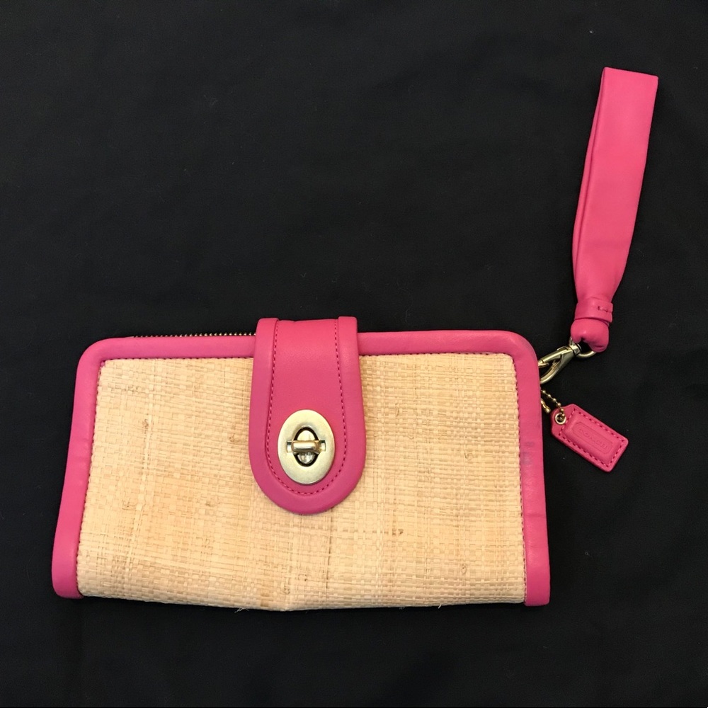 Coach Wristlet Clutch #42474 “Park Straw”